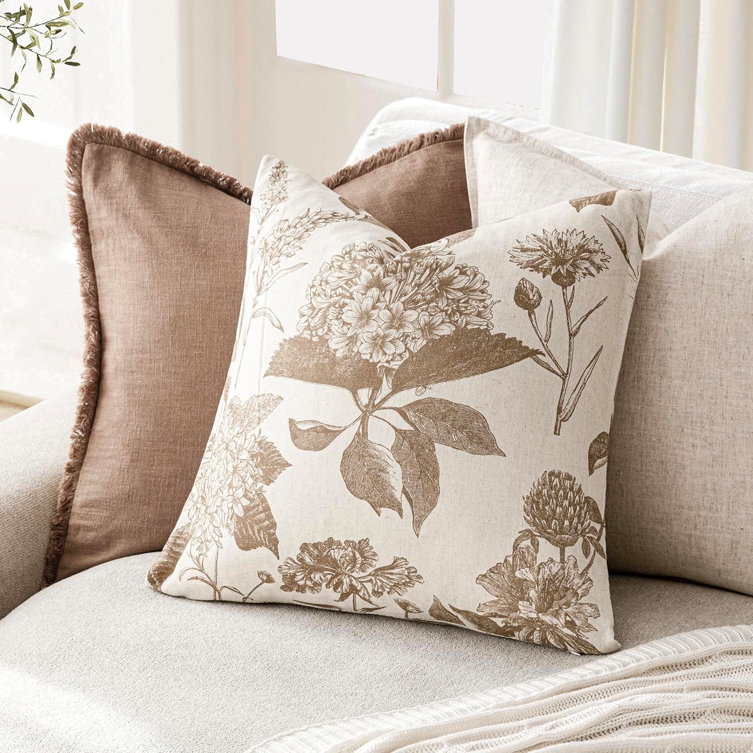 18x18" Set of 2 Linen Floral Pillow Covers