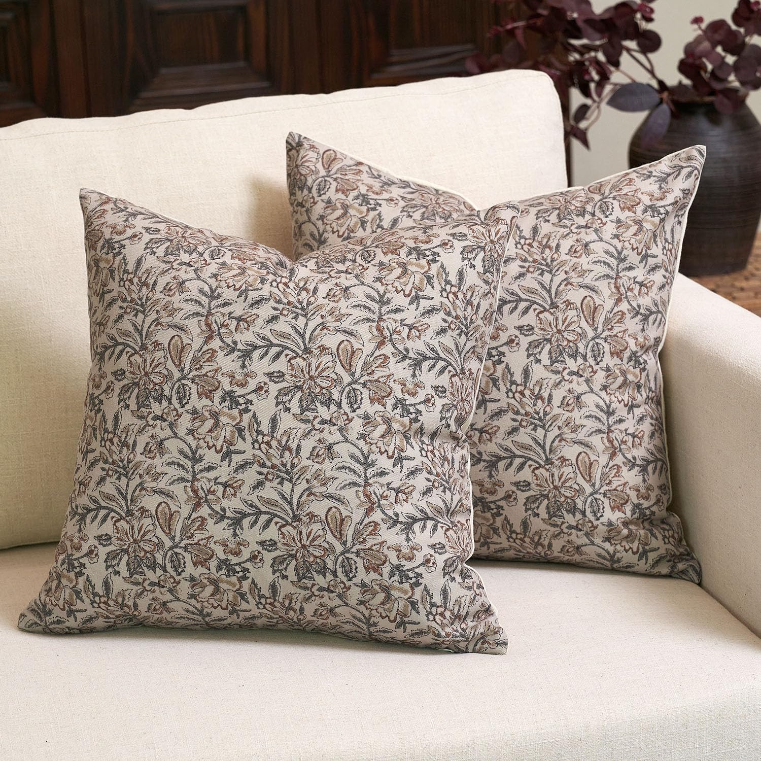18x18" Set of 2 Floral Pillow Covers